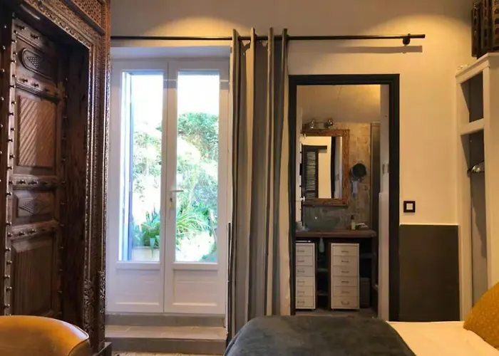 Duplex In With Private Pool In Hills